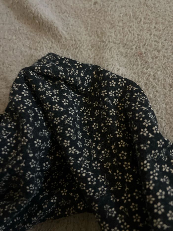 Superbe blouse parisienne - neuve - taille XS - pull&bear - photo numéro 3