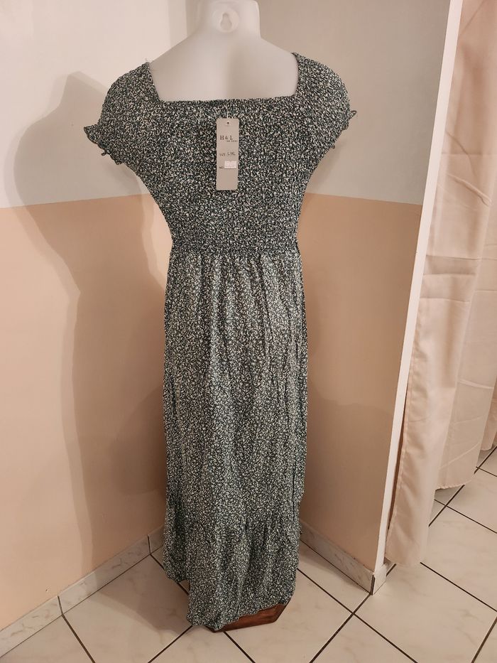 Robe 👗 - photo numéro 2