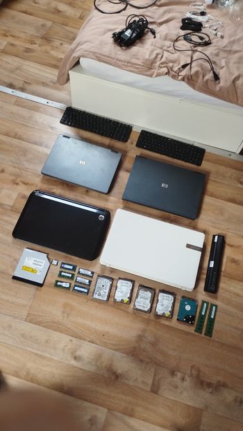 Pc portable HP et Packard Bell pour pièces