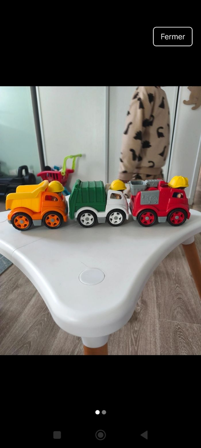 Véhicule - photo numéro 2