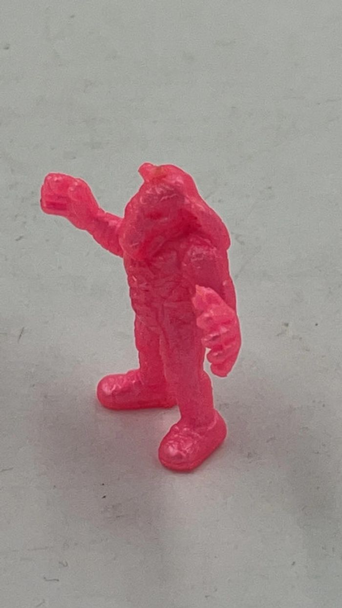 Figurine Cosmix Exogini série Comor Minotor Rose pink 4 cm - photo numéro 4
