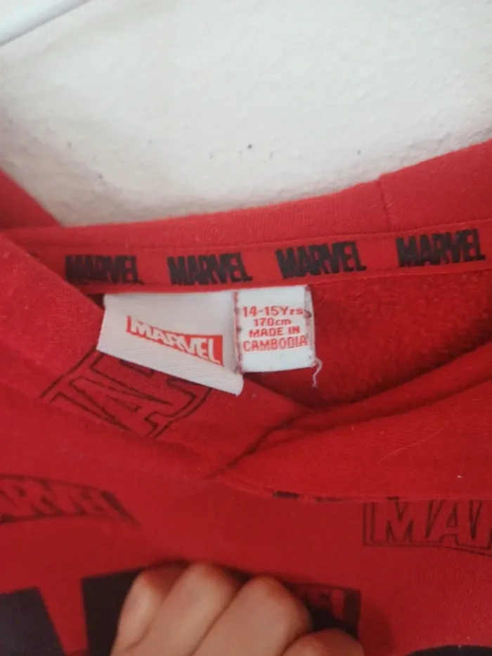 Sweat à capuche Marvel - photo numéro 2