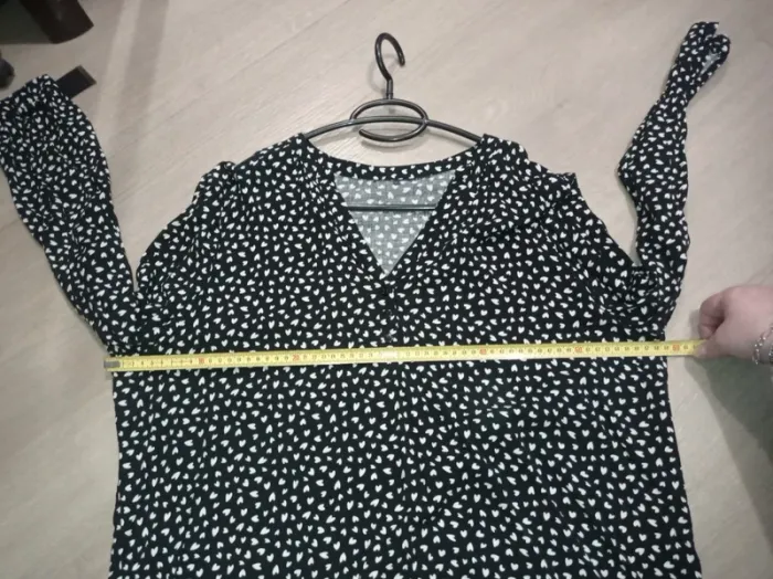 Chemise blouse manche longue noir motifs coeurs blancs - photo numéro 5