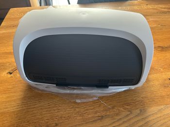 Boîte à pain Tupperware neuf