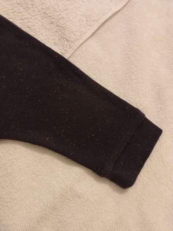 Marque Kiabi taille 12 mois 73 ..76 cm salopette noir noir grise avec des petites peloches blanches