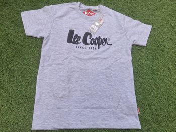 Tee shirt