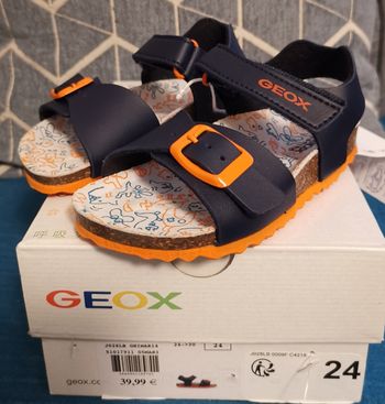 Sandales Geox P24 neuves