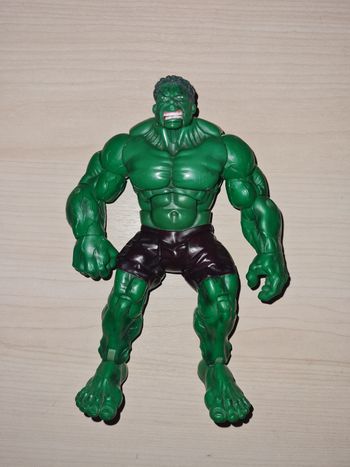 Figurine Hulk articulée
