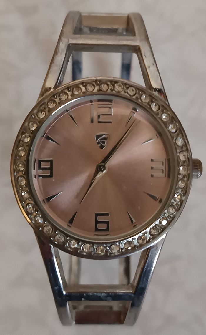 Montre Etanche 5 Bar Auriol Femme bracelet inox pour poignet dès 4,5cm diamètre