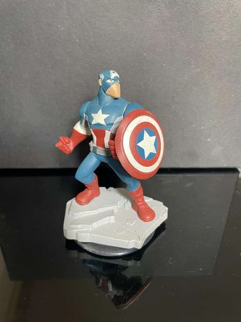Figurine Captain America Infinity Marvel