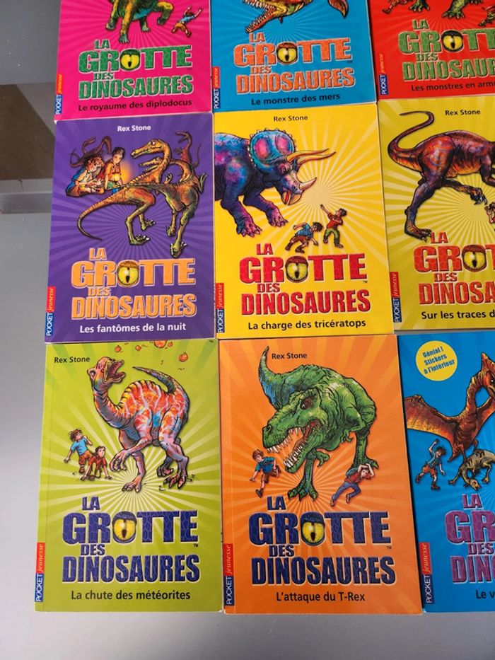 Lot de Livres Enfants La grotte des dinosaures - photo numéro 4