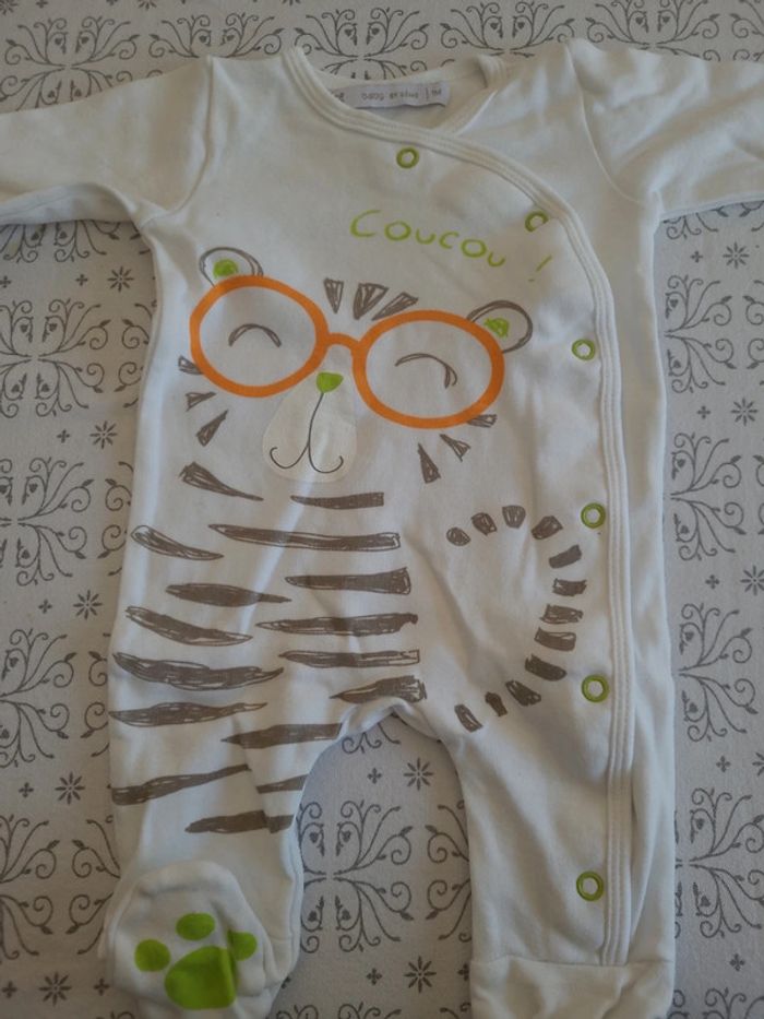 👶pyjamas 1 mois👶