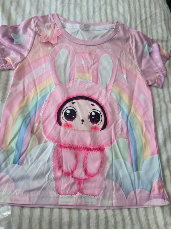 Petit tee shirt labubu 5/6 ans