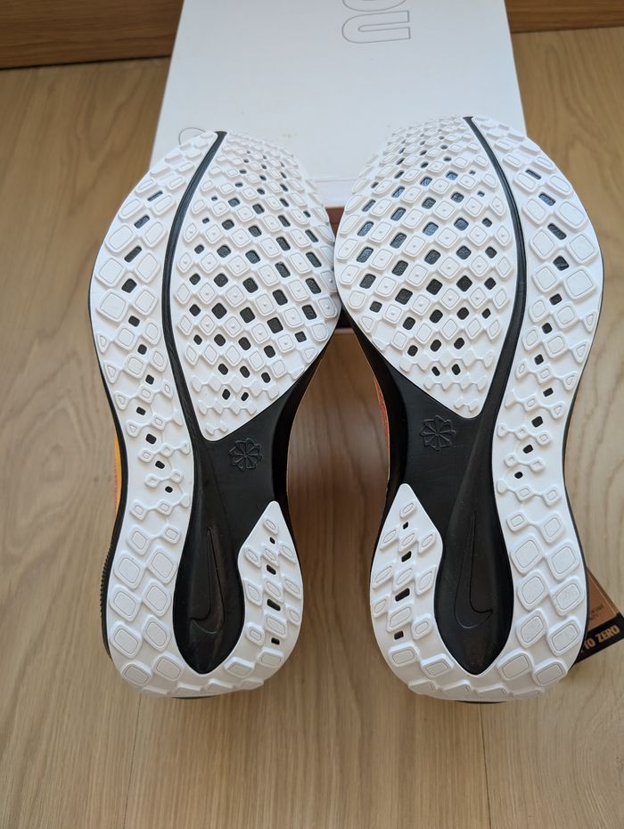 Nike air zoom Pegasus 41 - Taille 39 - neuve et authentique - photo numéro 7