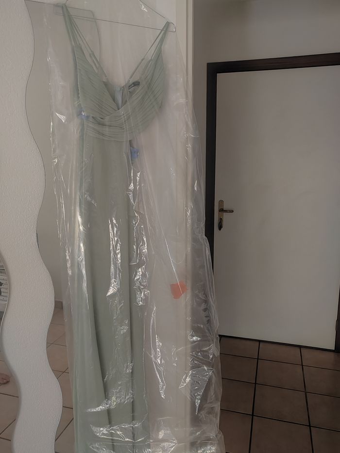 Robe longue - demoiselle d'honneur - photo numéro 3