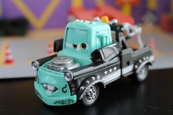 Disney Pixar cars heavy métal Mater