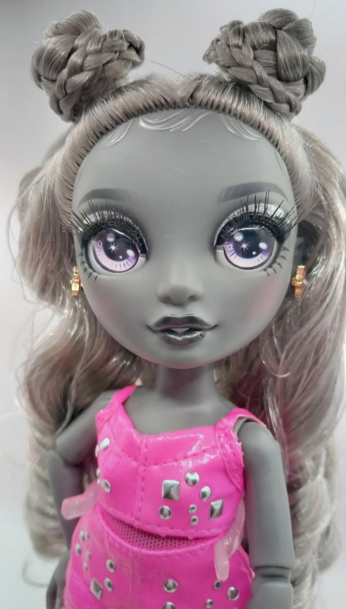 Poupée Luna Madison shadow high custom - photo numéro 7