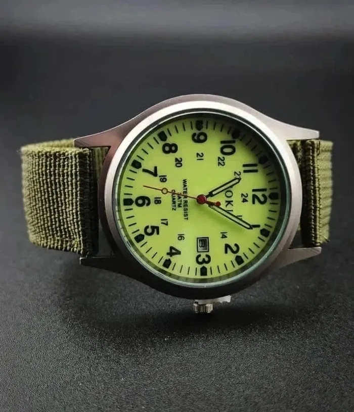 Montre verte intégrale scratch, phosphorescente - photo numéro 3