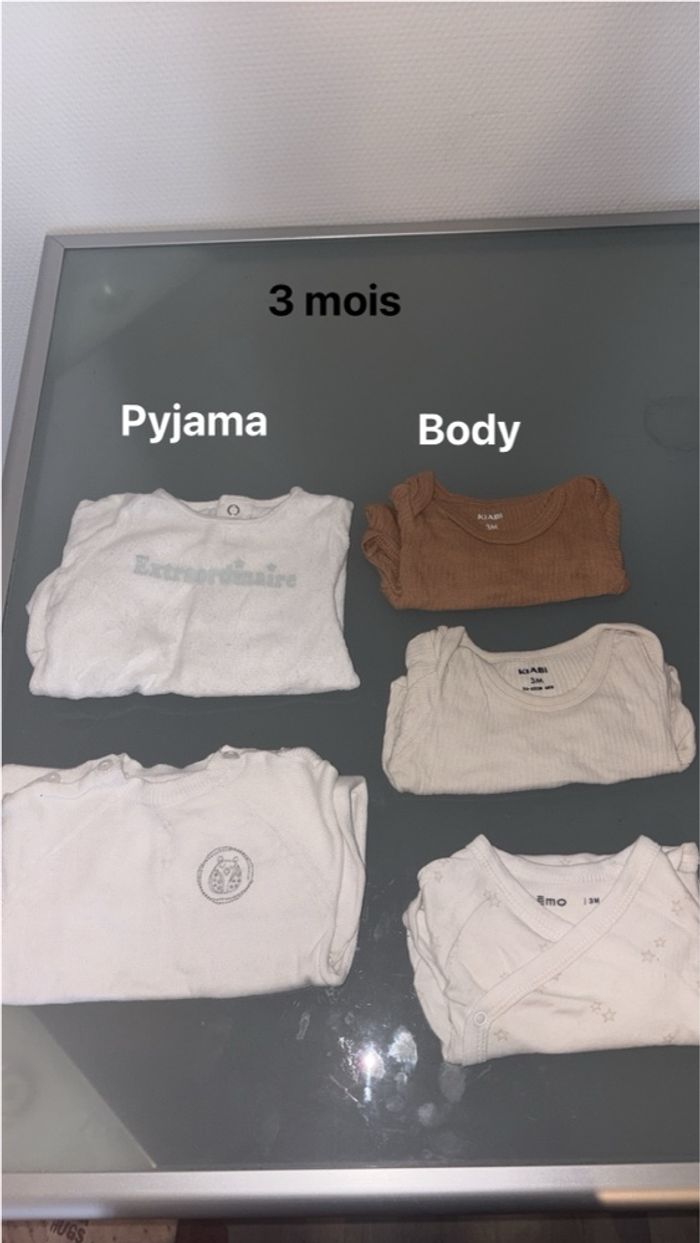 Vêtement bébé - photo numéro 2