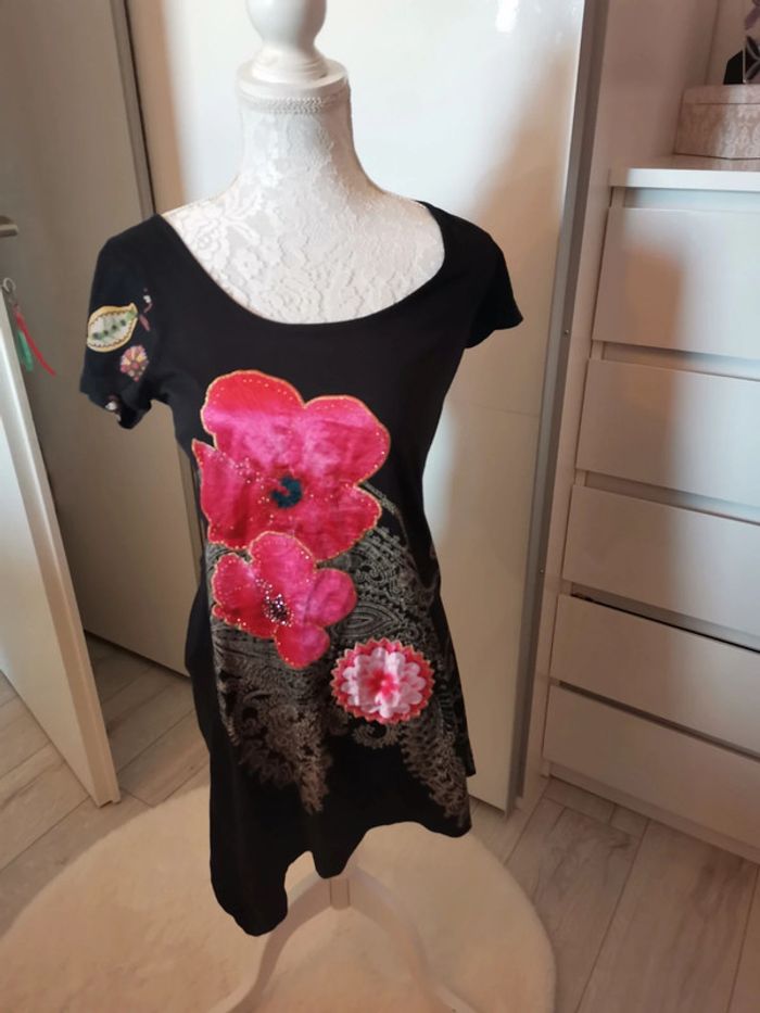 Longue tunique Desigual taille M - photo numéro 2