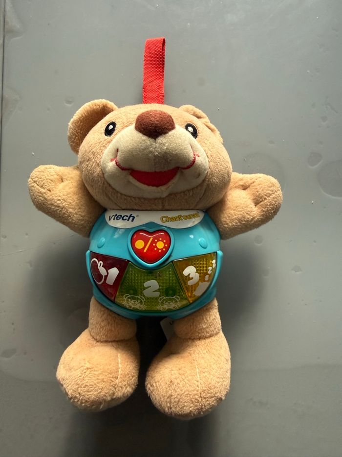 Vtech Baby Chant'Ourson brun musical lumineux doudou hochet à accrocher - photo numéro 7