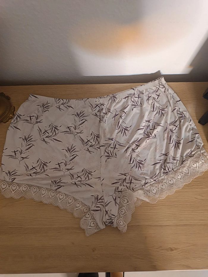 Shor en dentelle t de pyjama taille XL 42/44 - photo numéro 5