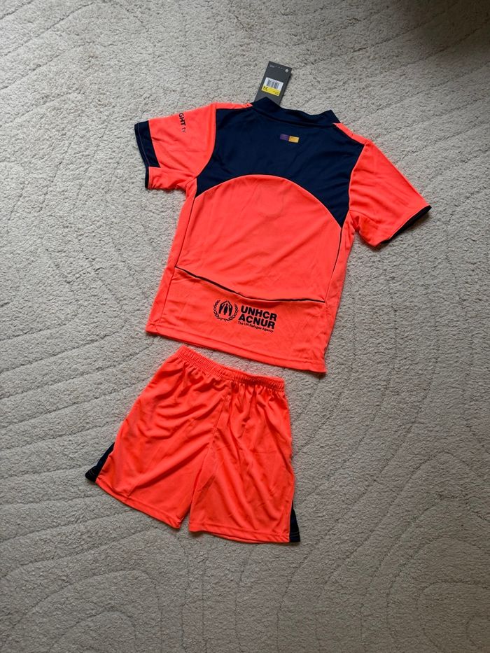 Ensemble de foot enfant 10 ans - photo numéro 2