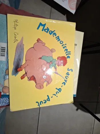 Mademoiselle sauve qui peut