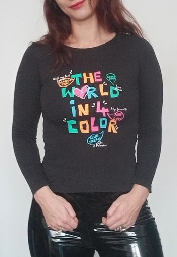 T-shirt manches longues noir taille 32 ou ado