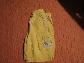 Short taille 12 mois garçon