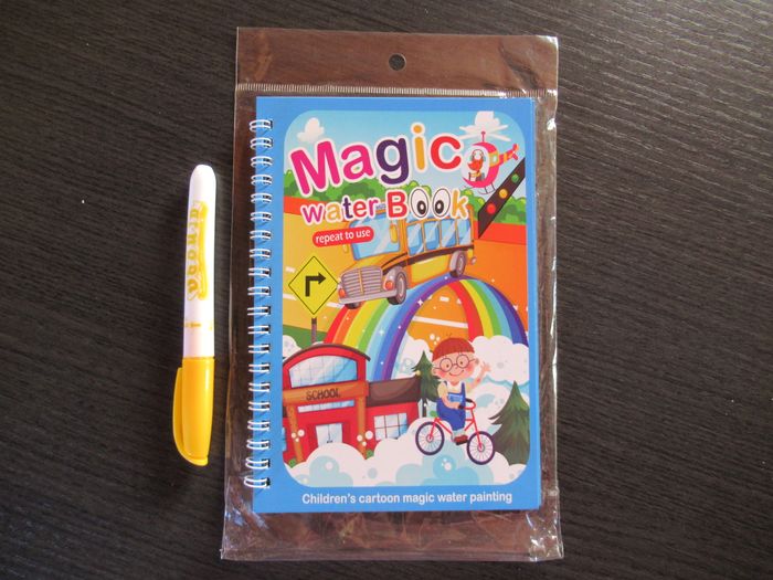 Livre coloriage véhicules de dessin à l'eau magique + crayon (type aquadoodle) neuf