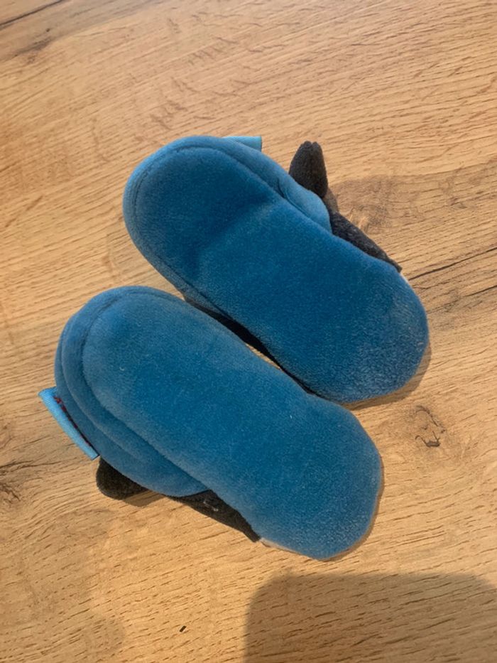 Chaussons Mickey bébé bleu H&M 6-12 mois - photo numéro 3