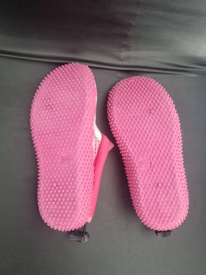 Chaussures de plage 26 - photo numéro 2