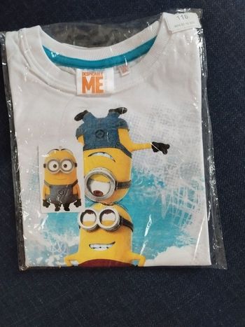 T-shirt Les minions neuf
