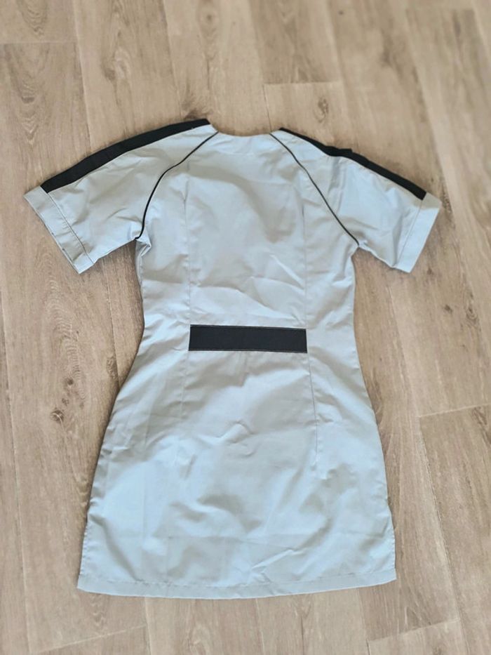 Tablier gris taille 34-36 - photo numéro 3