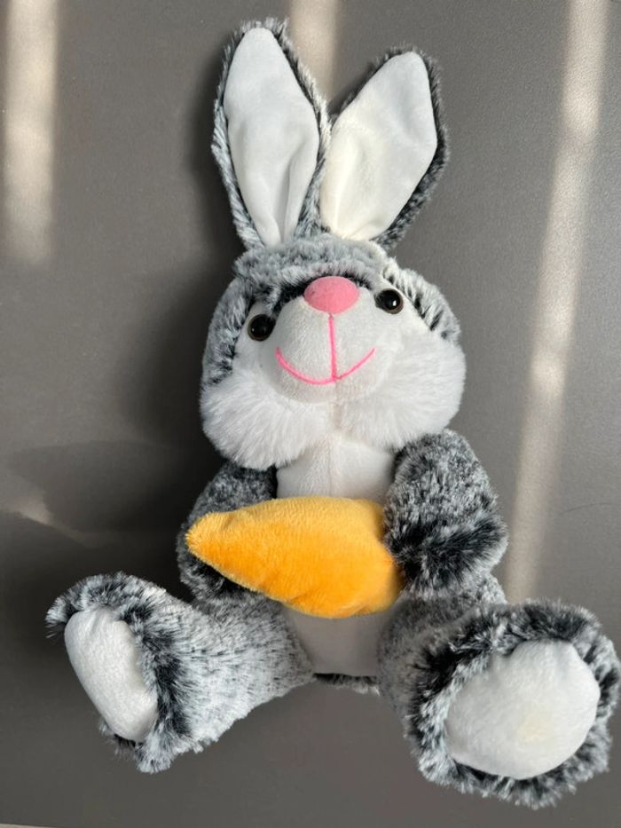 Peluche lapin en très bon état