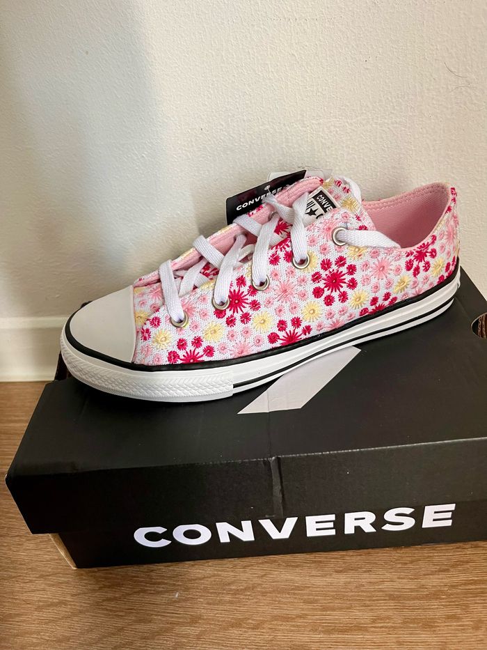 Converse brodées