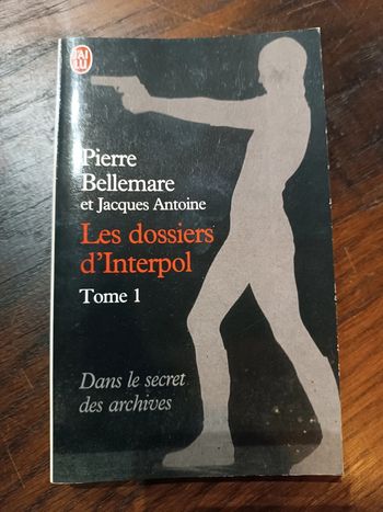 Les dossiers dinterpol