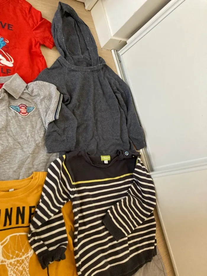 Lot de vêtements garçon 3 ans - photo numéro 4
