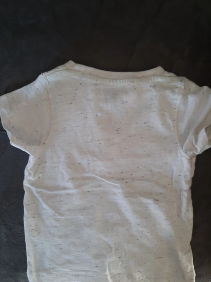 T shirt manches courtes 6 mois - photo numéro 3