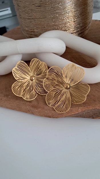 Boucles d'oreilles fleur