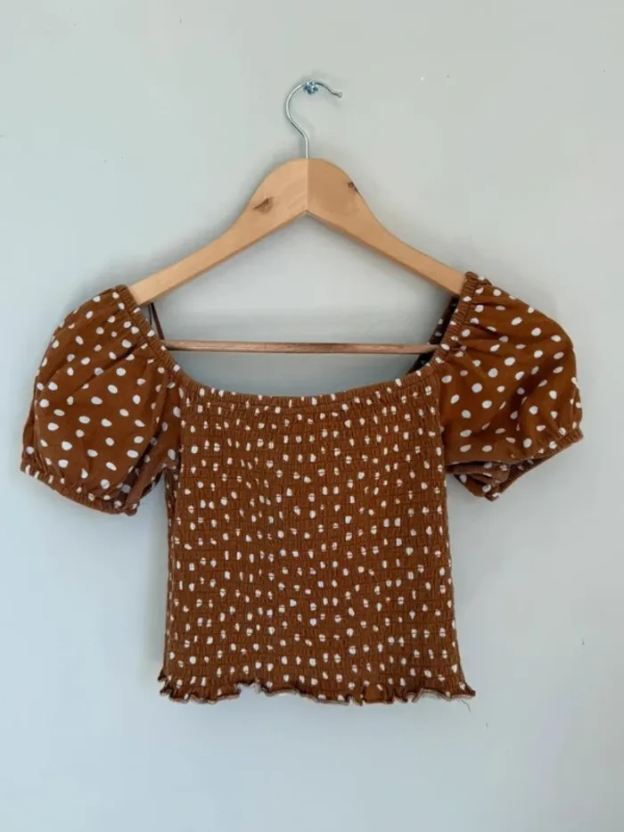 Top à pois marron