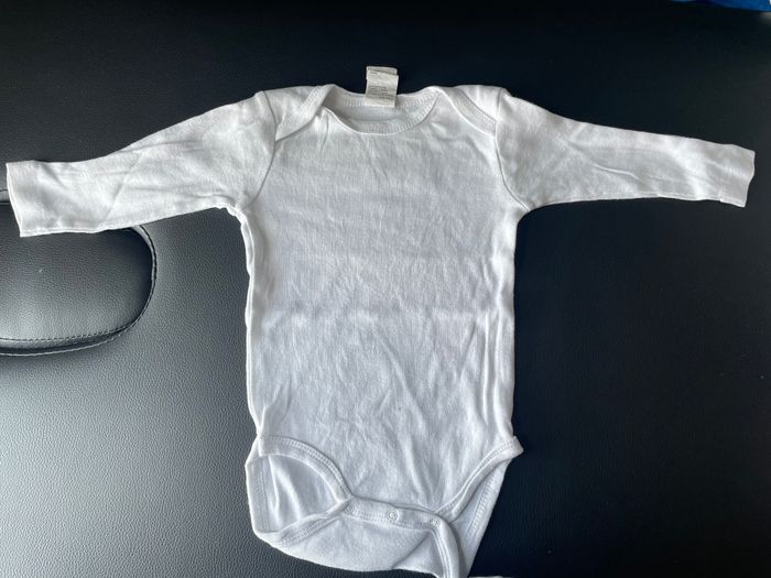 Body 6 mois - photo numéro 5