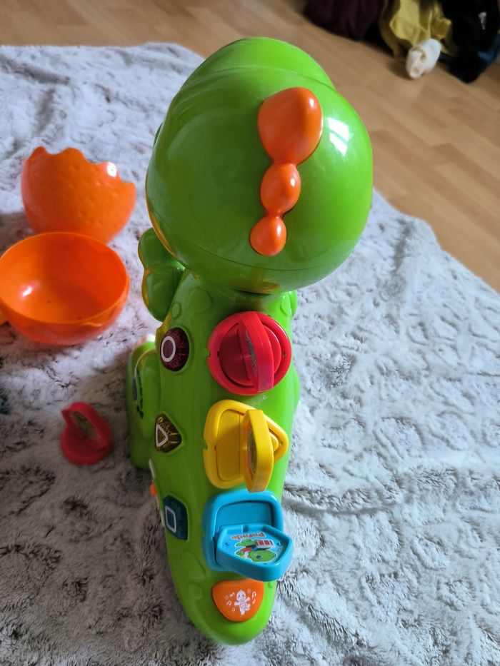 Dinausore chante et danse - photo numéro 4