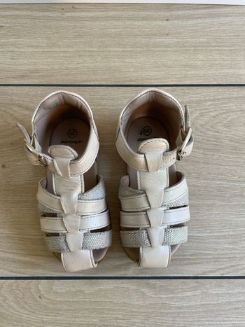 Sandales roses pour fille vertbaudet taille 22