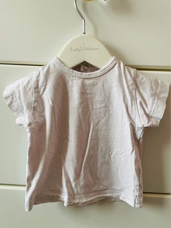 T-shirt blanc bébé neuf mois