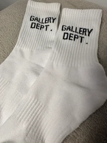 1 paire de chaussettes blanches gallery dept