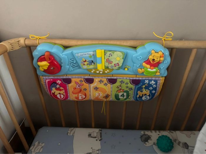 Tap tap piano musical jouet de parc bébé Winnie l’ourson Disney