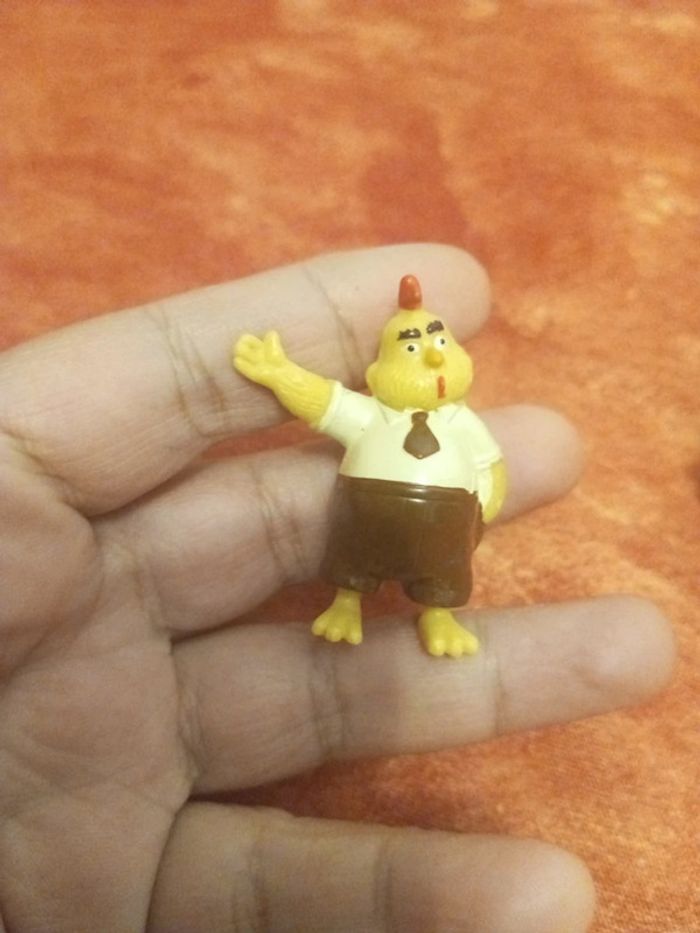 Lot de 8 figurines, Kinder, Piny pon et autres - photo numéro 2