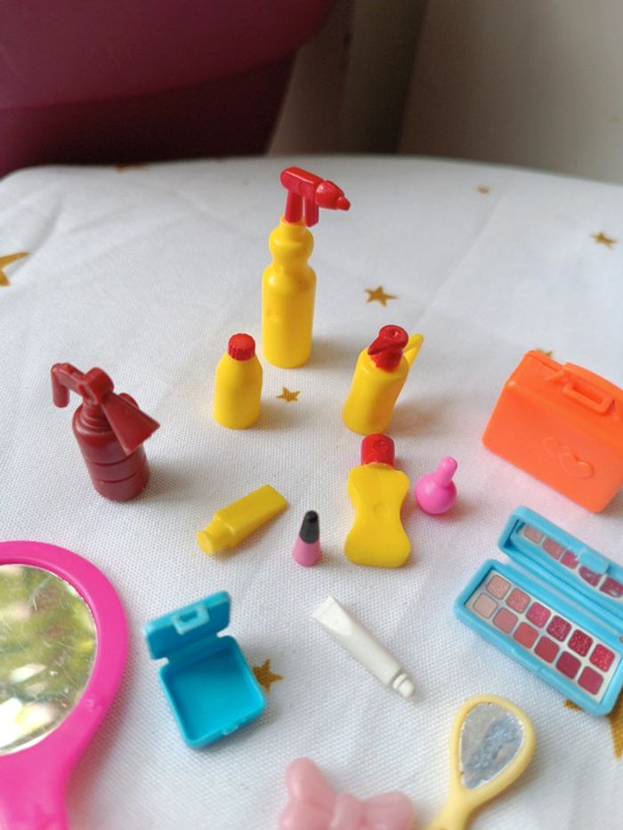 Accessoires accessories coiffeuse coiffeur make-up maquillage barbie mannequin palette vernis beauté - photo numéro 3